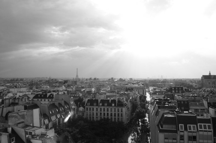 Paris-rooftop-city-view