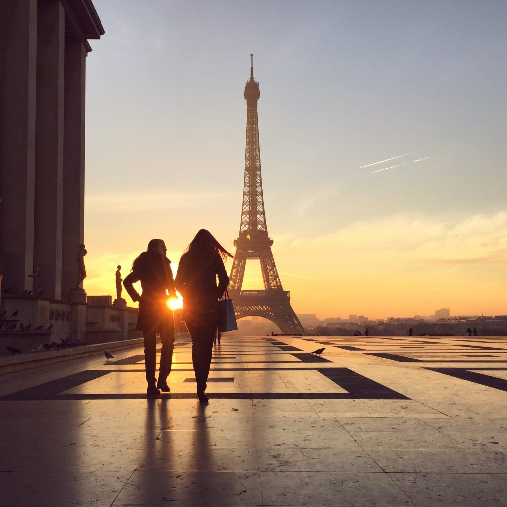 Trocadero-Eiffel-Tower-Sunrise