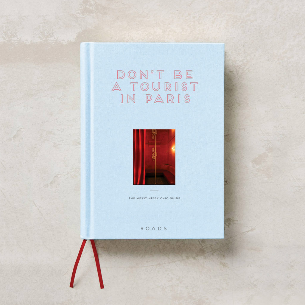 Don't-be-a-tourist-in-Paris-Book-Guide