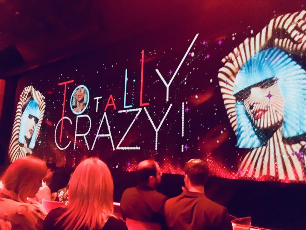 Valentines-day-Crazy-Horse-Paris-Show