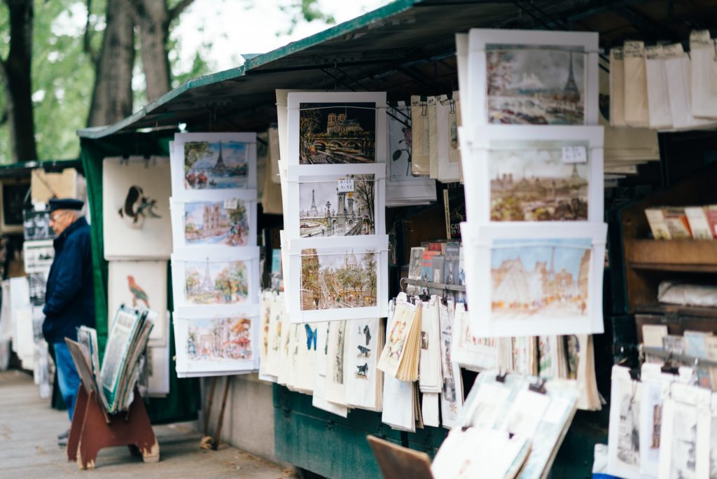 bouquiniste-in-Paris