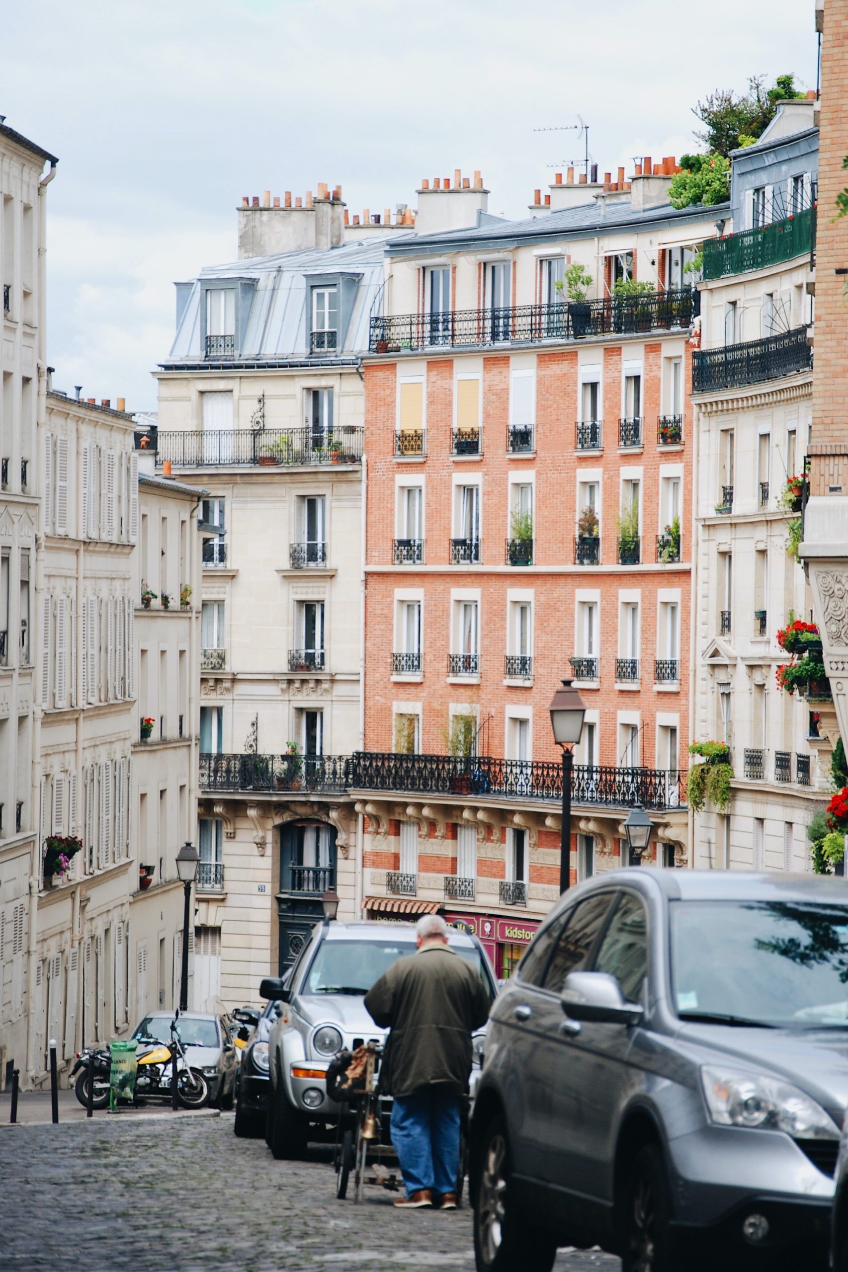 streets-of-Paris-Celine-Concierge