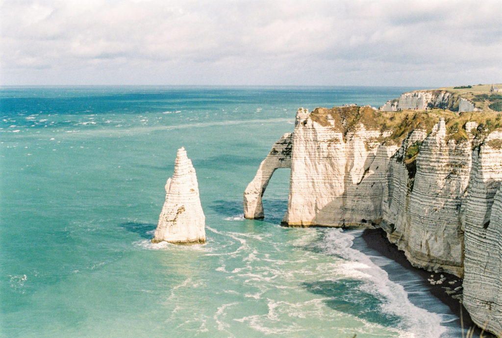 etretat-France-move-to-France