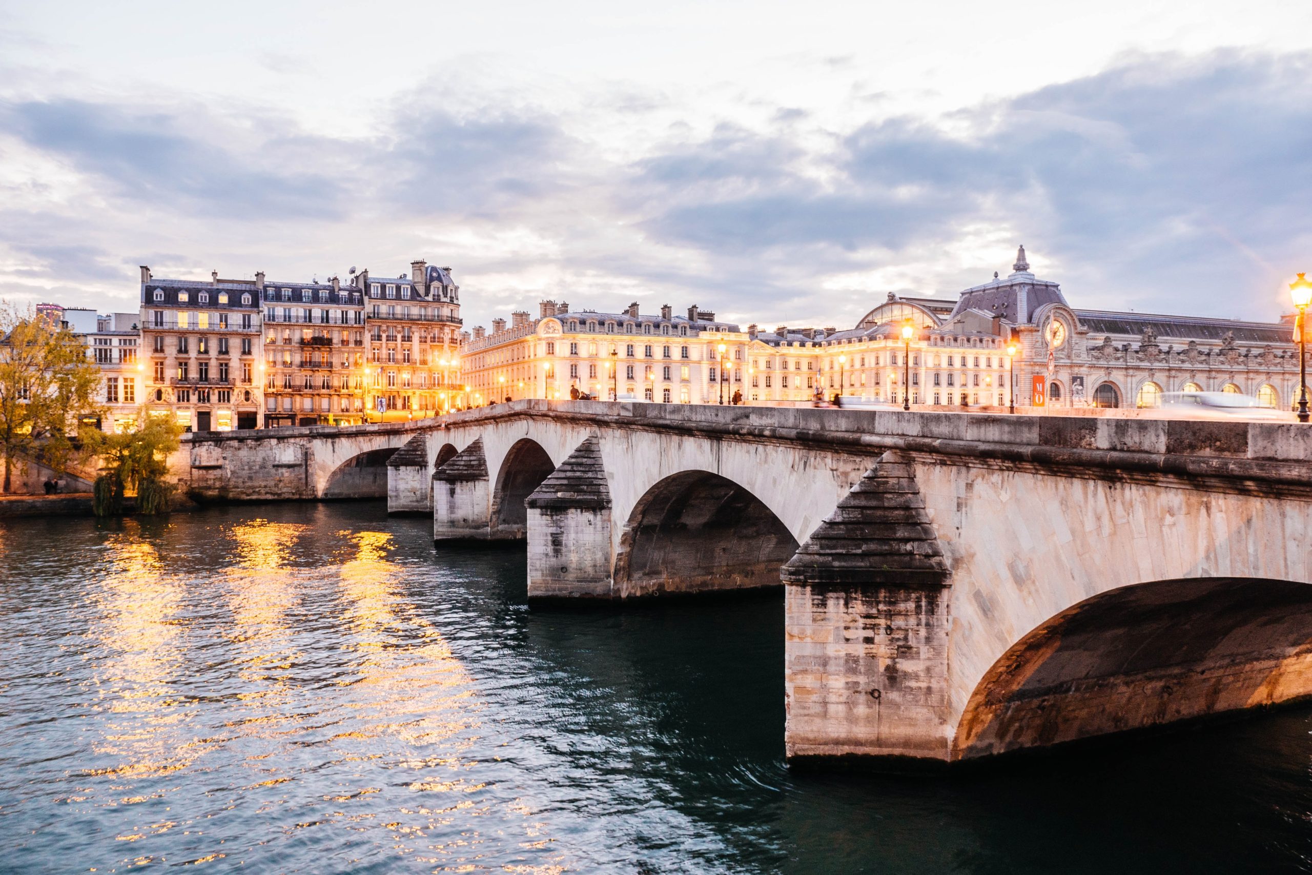 Paris-Seine-Celine-Concierge