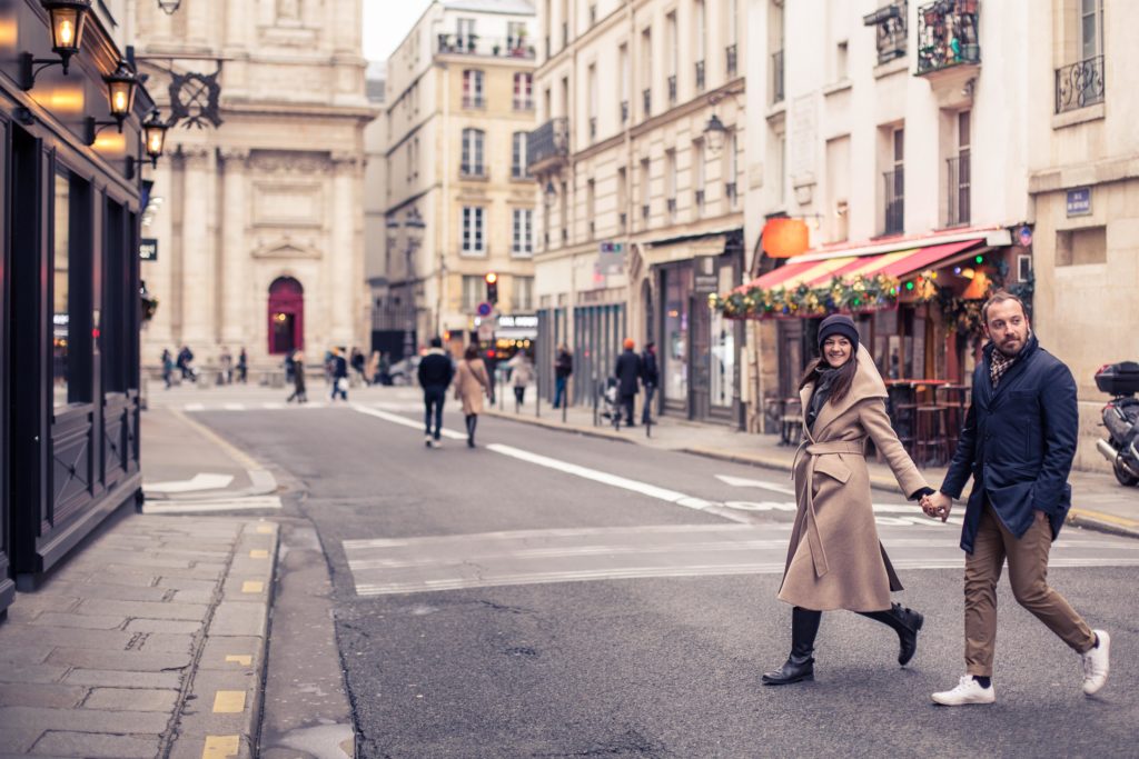 Couple-in-the-streets-of-Paris-Celine-Concierge