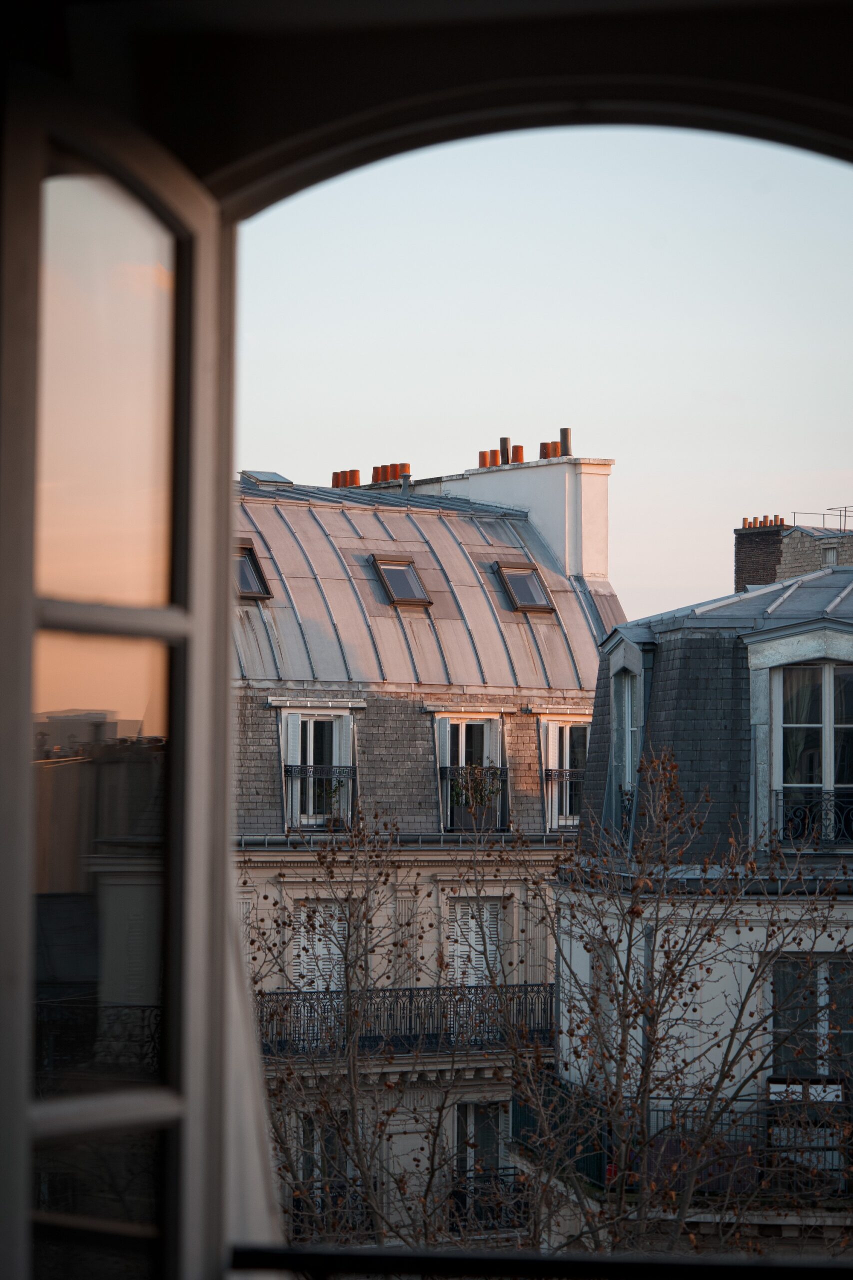 Love the Parisian Apartment Aesthetic? Here Are 23 Dreamy Paris