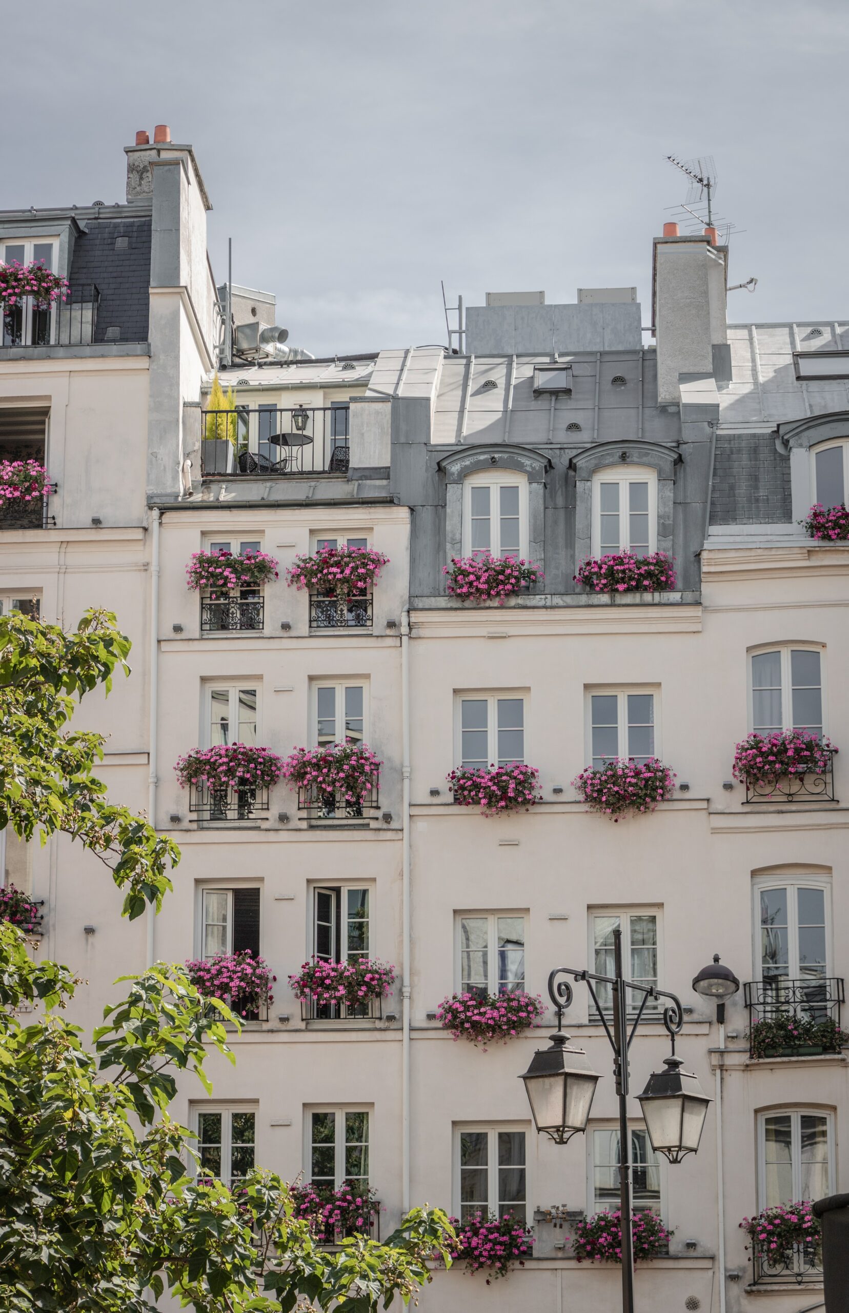 15-reasons-why-we-love-Paris-Celine-Concierge