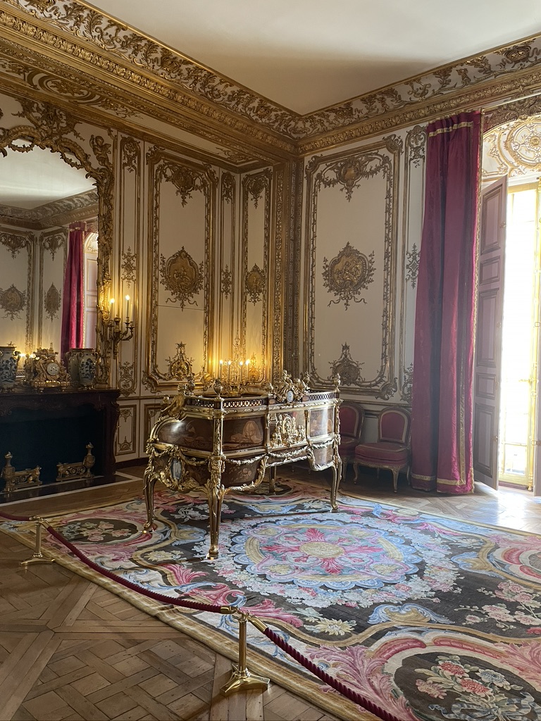 secrétaire-Versailles-Celine Concierge