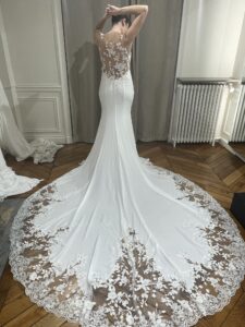 Wedding-dress-shopping-Rosa Clara-Paris-Céline Concierge-blog2